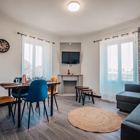 Apartment Superbe Centre Pont-Saint-Esprit