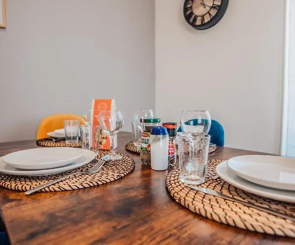 Superbe Centre 아파트 *